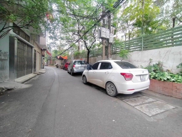 nha ngo tuyen duong nguyen xien 1