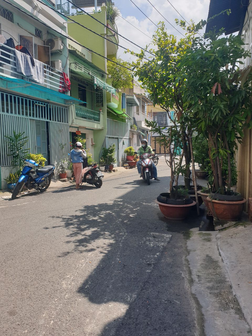 NHÀ MỚI HXH - 60m2 - SỔ VUÔNG - LŨY BÁN BÍCH - 3PN - GẦN TRUNG TÂM - NHỈNH 5 TỶ TL