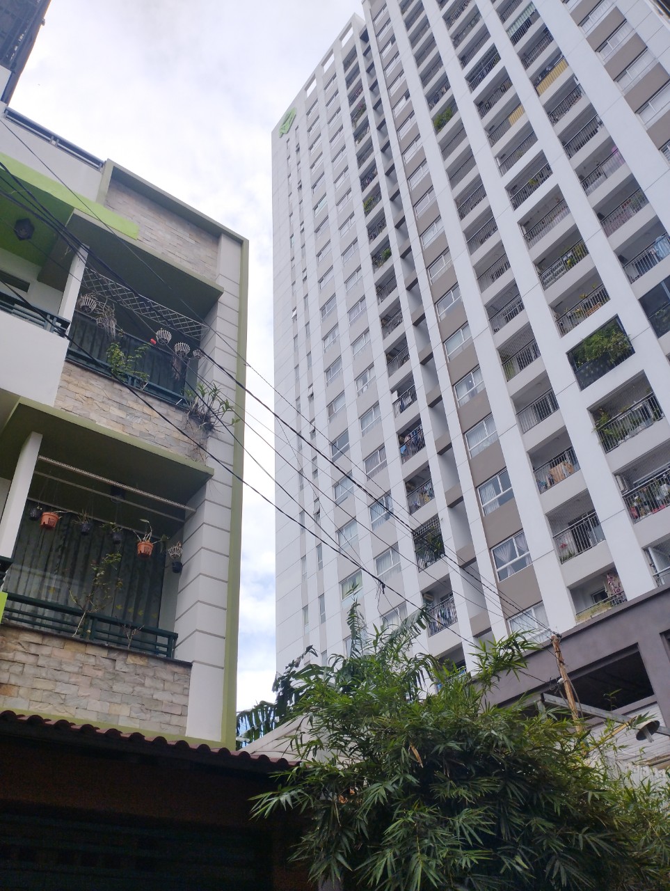 Ngộp Bán Nhà Tô Hiệu -Tân Phú - HXH - 4,5 x19m - 5x tỷ