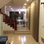 90m2