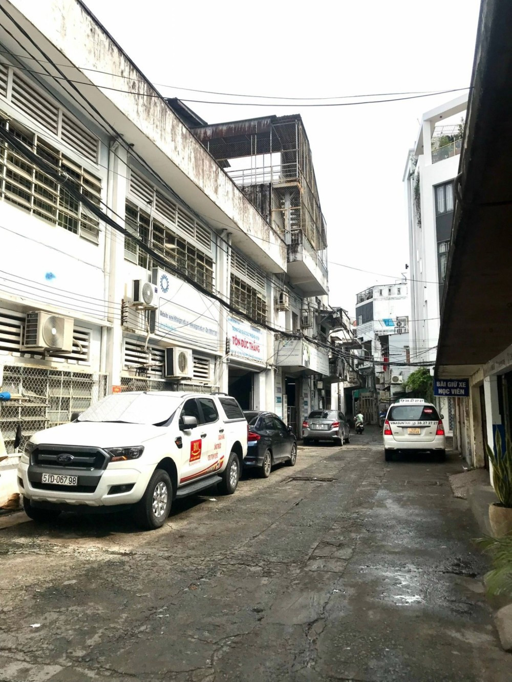 Giảm 800tr bán gấp nhà đẹp full nội thất, HXT đỗ 37/ Ngô Tất Tố - 60m2