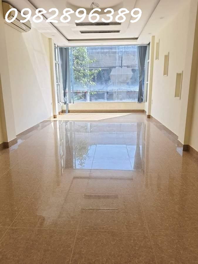 NHÀ BÁN TRONG TUẦN PHỐ TRUNG KÍNH TO 7T THANG MÁY, Ô TÔ, VỈA HÈ KD, 75M, 23.5 TỶ.