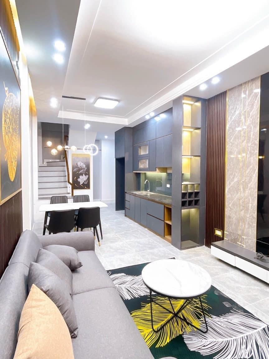 Bán gấp nhà Nam Dư, 48m x 5T x 5.2 tỷ - Ô TÔ - THOÁNG VĨNH VIỄN - NHÀ MỚI