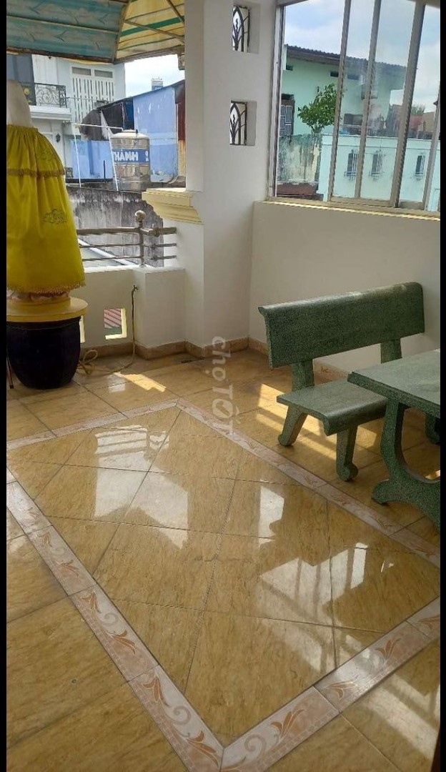 Cho thuê nhà 4pn, 3wc đường Thái Phiên, P8, Quận 11