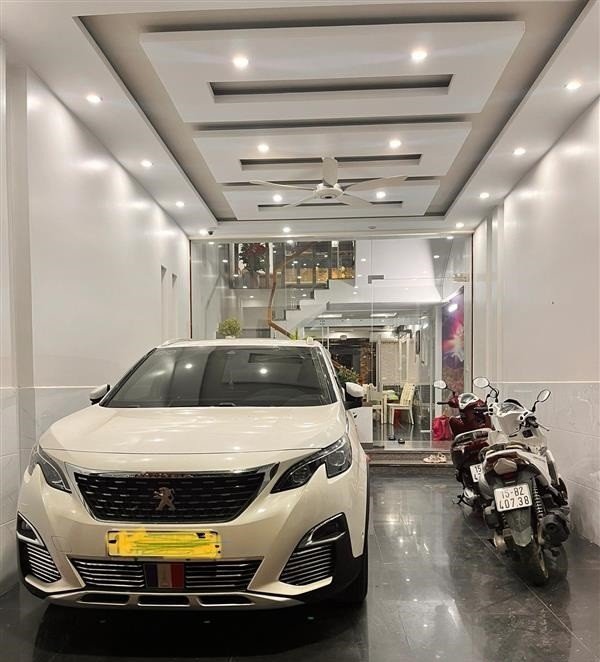 Bán nhà đường Quán Nam, 90m 4 tầng, đường 10m, GIÁ 6.7 tỉ gần mặt đường