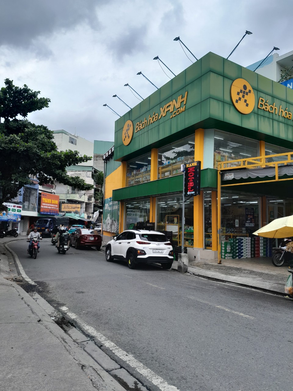 15,5 tỷ thương lượng bán nhà mặt tiền Nguyễn Cửu Dân, phường 17, Bình Thạnh, DT: 5.5*15M.