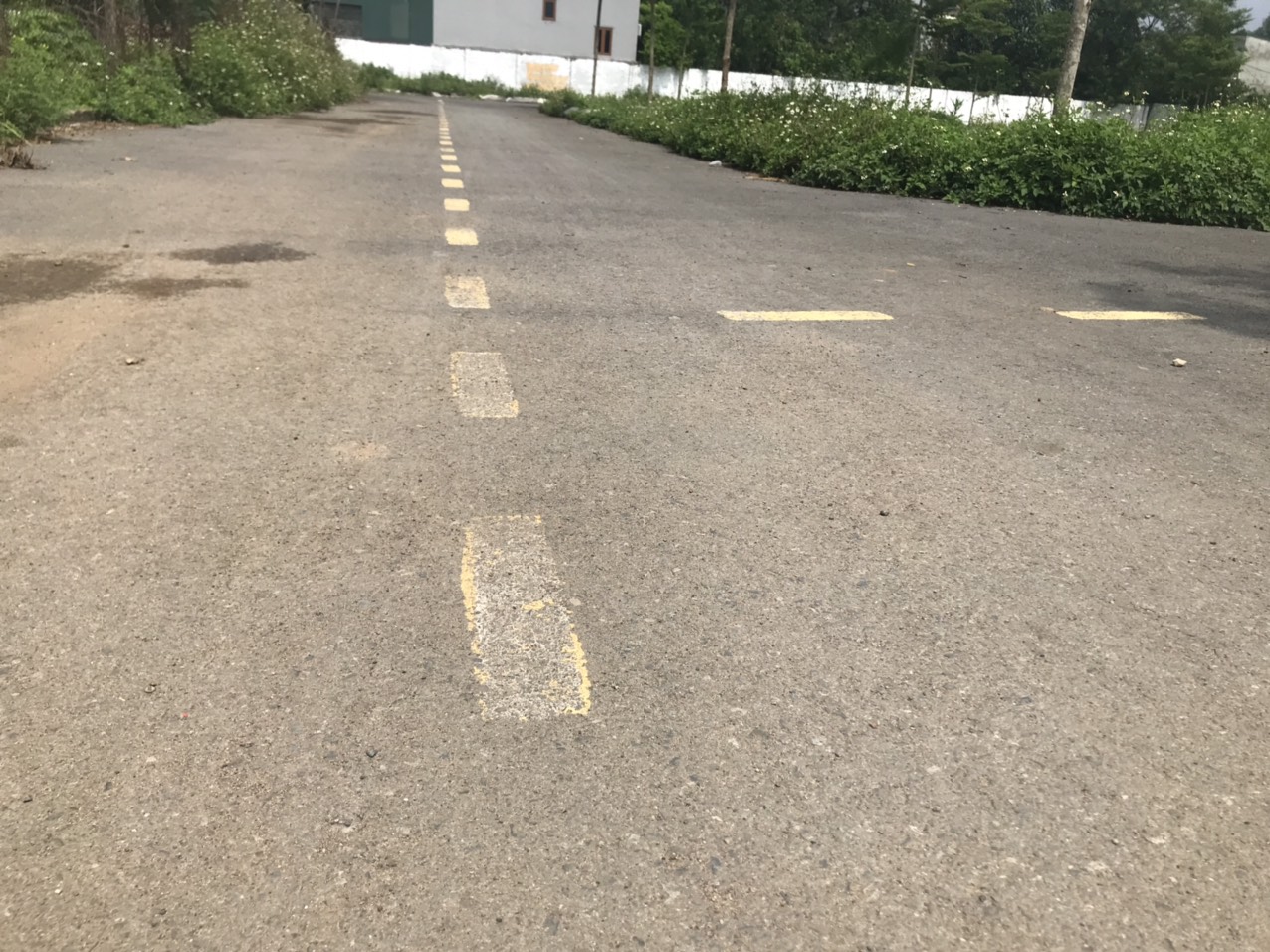 LÔ GÓC GIÁ LỢN CHẾT GẦN CNC HÒA LẠC