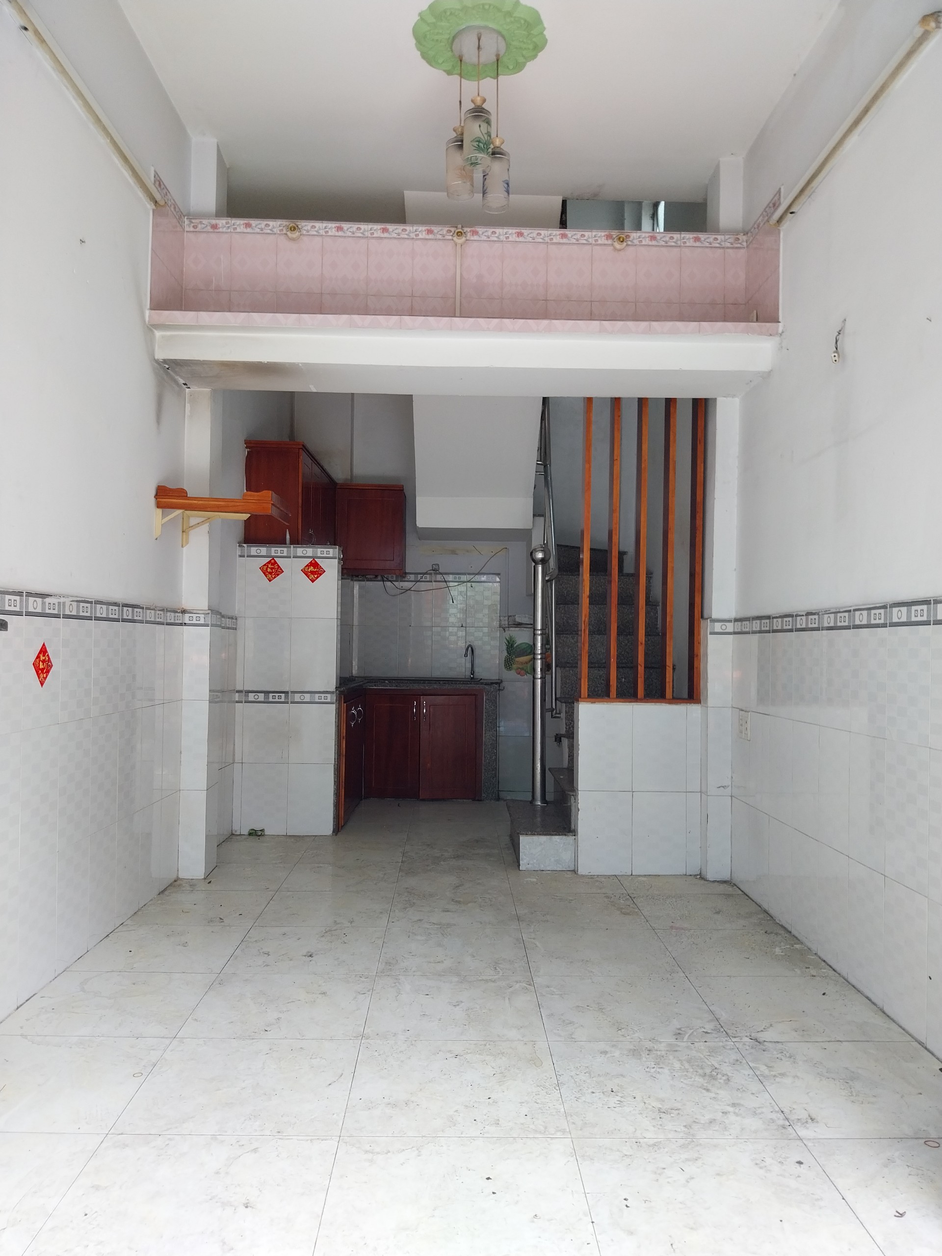 Cho thuê Nhà mặt tiền Đoàn Văn Bơ p16 Q4.DT:3x7 trệt 2L ST 2pn 2wc.Giá:10tr/th.