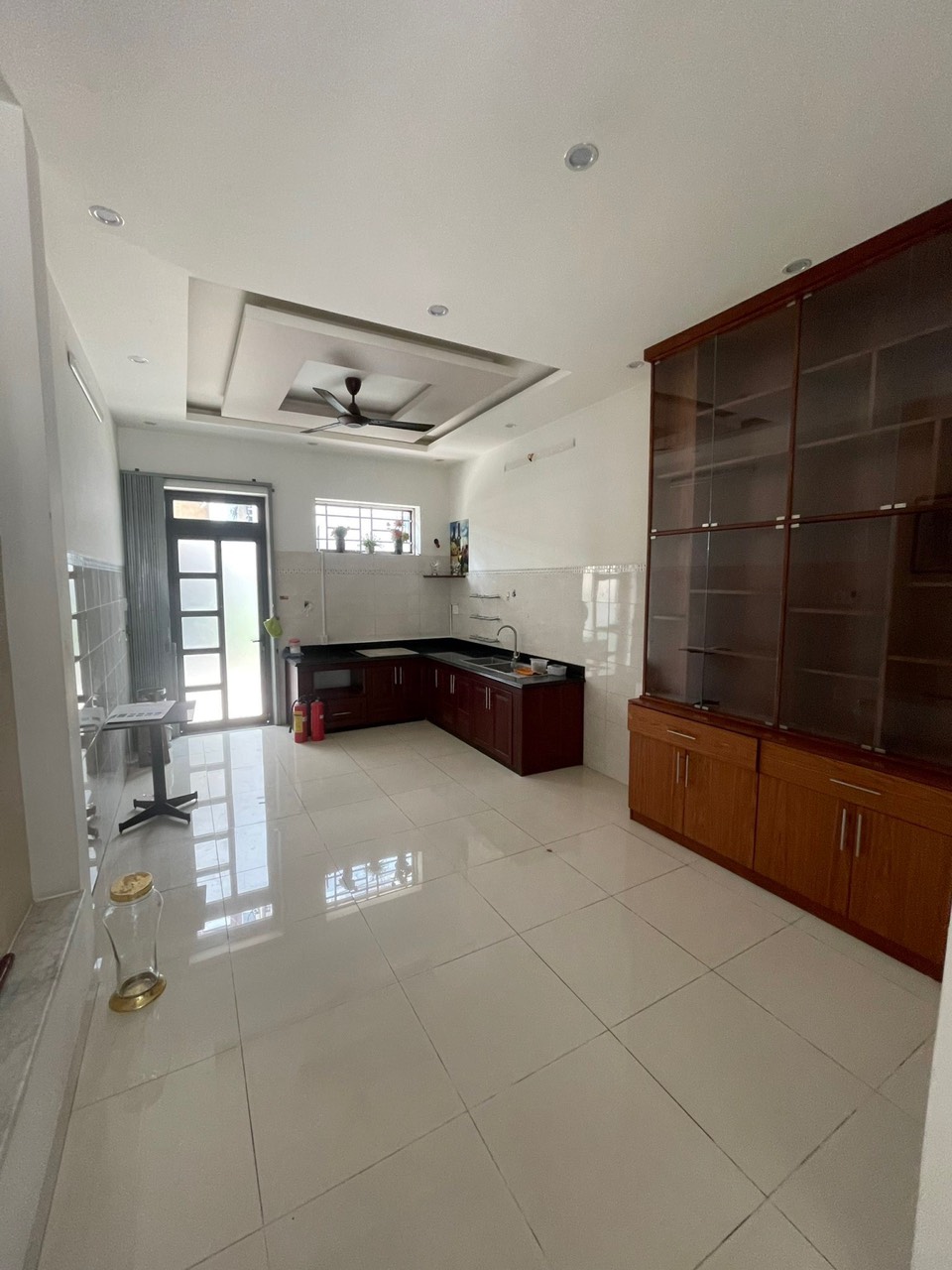 Bán gấp nhà 2 MT trước sau Trịnh Đình Trọng, P.5, Quận 11