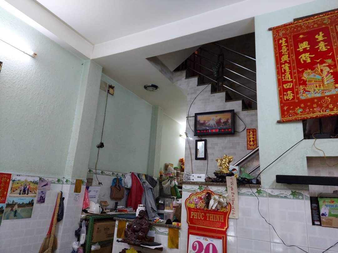 Bán gấp nhà hẻm 3m Nguyễn Chí Thanh, P4, Quận 11