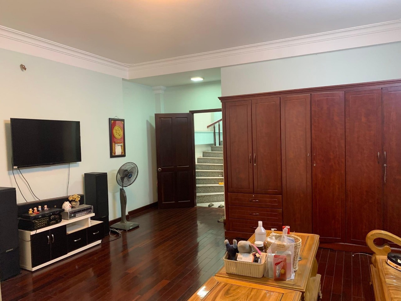 Bán gấp Villa diện tích khủng đường Phan Đăng Lưu, P5, Phú Nhuận với 17.5 tỷ