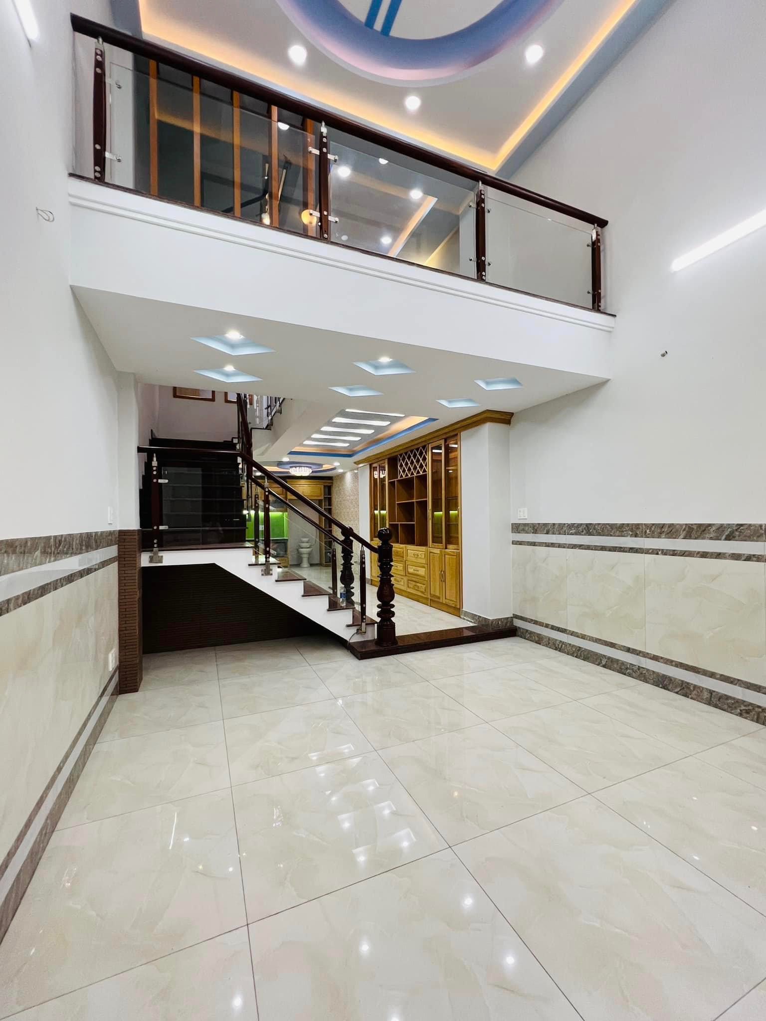 Địa chỉ: , Đường 51, Phường 14, Gò Vấp.