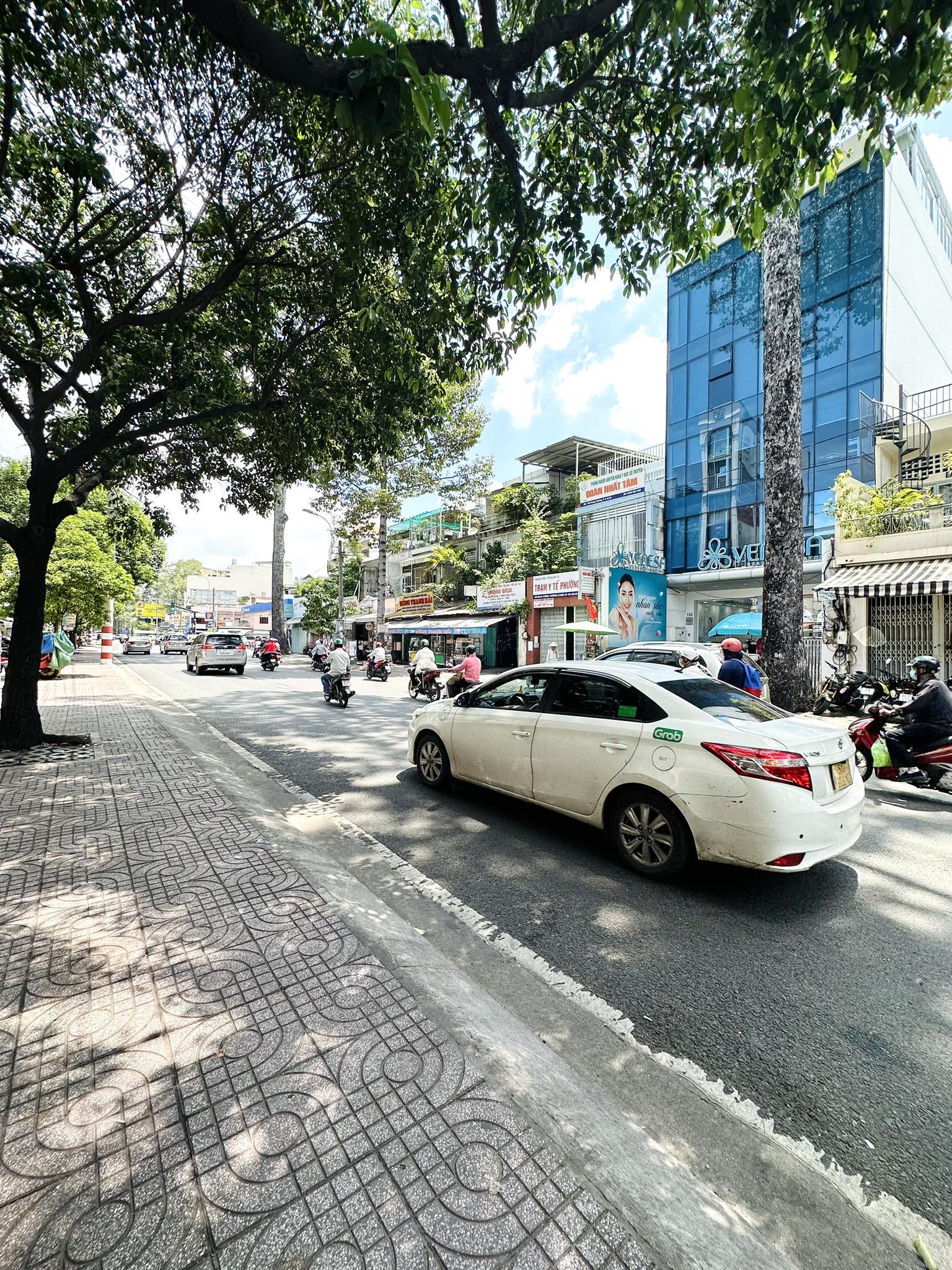 Bán Nhà Mặt Tiền Kinh Doanh Hùng Vương - Lê Hồng Phong Quận 5, 60m2, 5 Tầng, Vỉa hẻ 8m