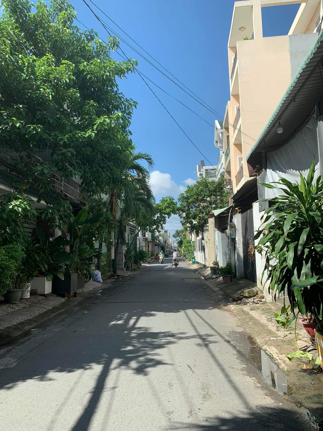 NGộp Bán Nhà Lũy Bán Bích - HXH thông - 56m2 - 2 tầng