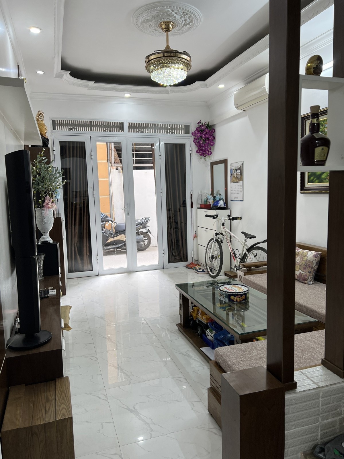 Cần bán nhà đẹp vip ô tô đỗ cửa tại Tam Trinh - Hoàng Mai