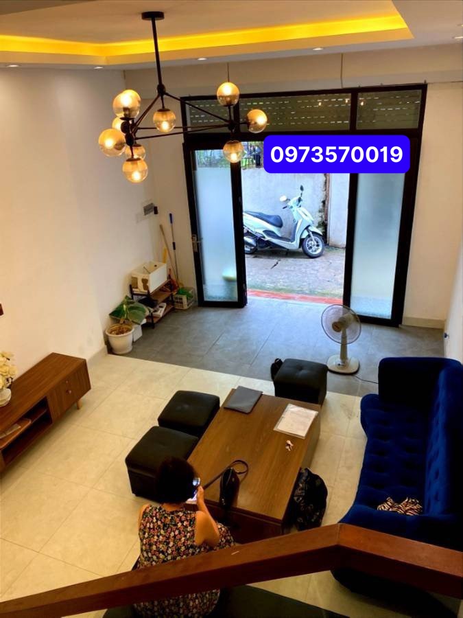 BÁN NHÀ PHỐ AN DƯƠNG VƯƠNG 51M2- XÂY 5 TẦNG, MẶT TIỀN 4.2M, GIÁ CHÀO 6.4 TỶ CÒN THƯƠNG LƯỢNG.