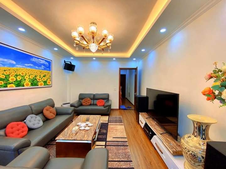 Bán Nhà Phố Bồ Đề Long Biên Hà Nội 55m2, Ô Tô Vào Nhà Hơn 6 Tỷ