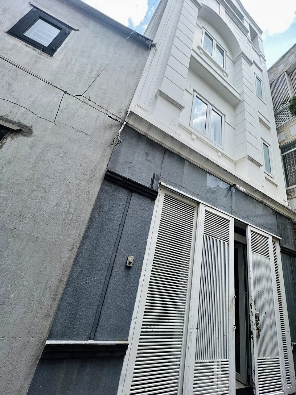 Bán gấp Nhà 38m2 Ngô Đức Kế, Phường 12, Quận Bình Thạnh.