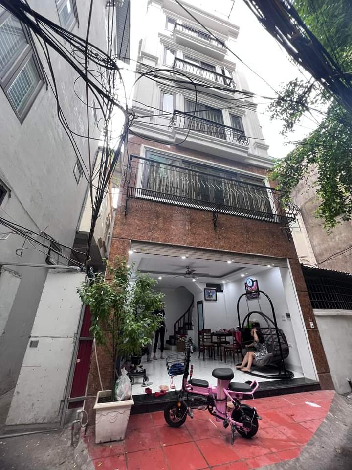 Bán Nhà Phố Nguyễn Văn Cừ, Long biên, Hà Nội