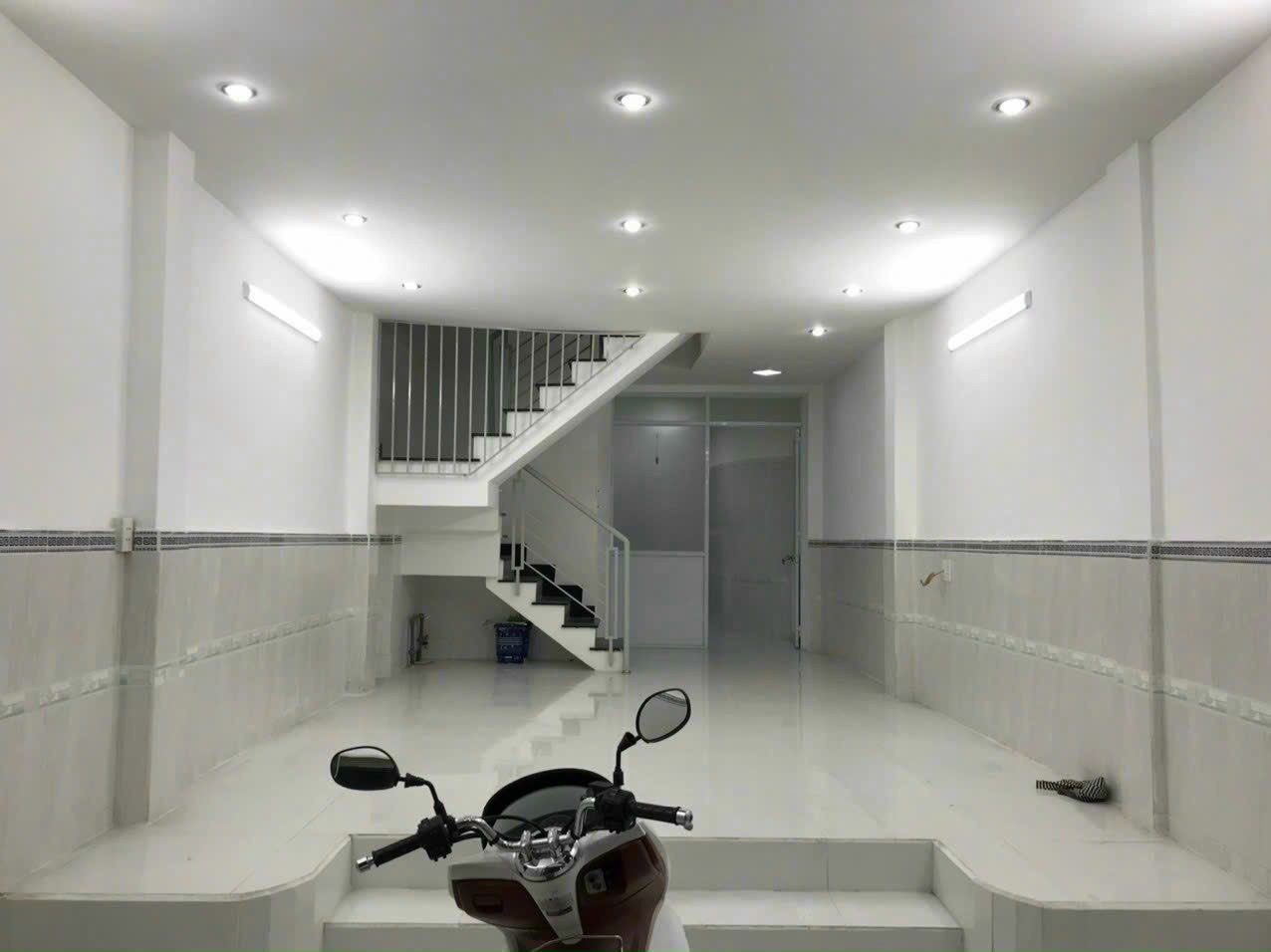 Bán gấp nhà 48m2 HXH đường Bàn Cờ, P3, Quận 3