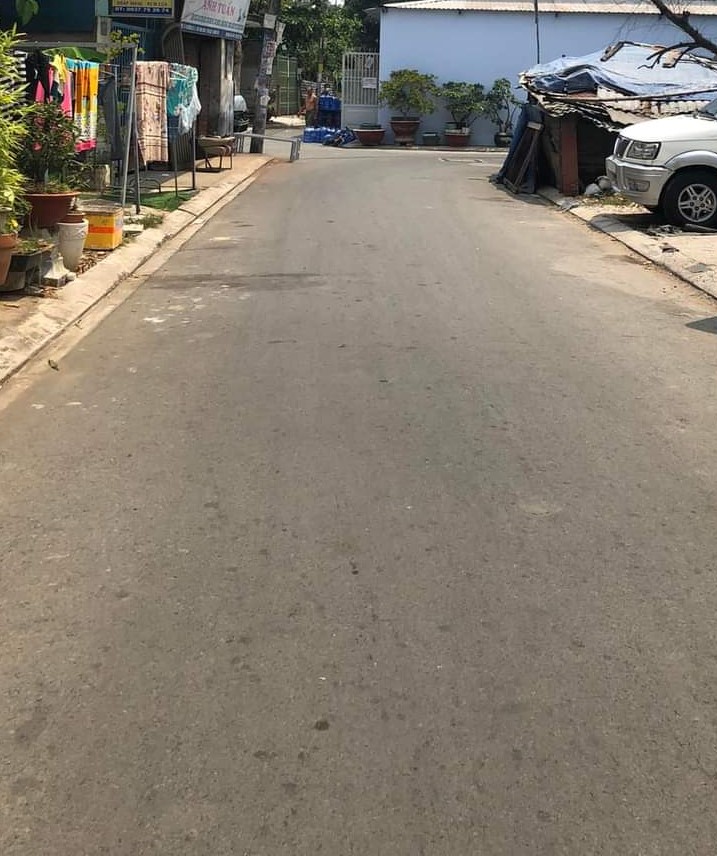 NHÀ MẶT TIỀN ĐƯỜNG CÓ VỈA HÈ KDC NAM LONG BÌNH TÂN, 2 TẦNG (4x13m), 3 PHÒNG NGỦ, CHỈ 3.x TỶ