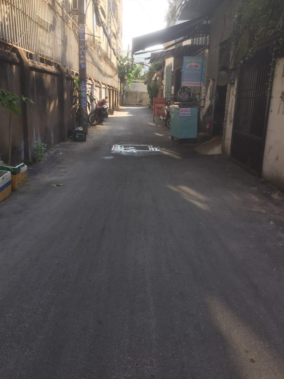 Bán nhà hẻm xe hơi đường Lê Đức Thọ P 17, Q Gò Vấp, đi hẻm đường Lê Hoàng Phái xe hơi vào tận nhà,