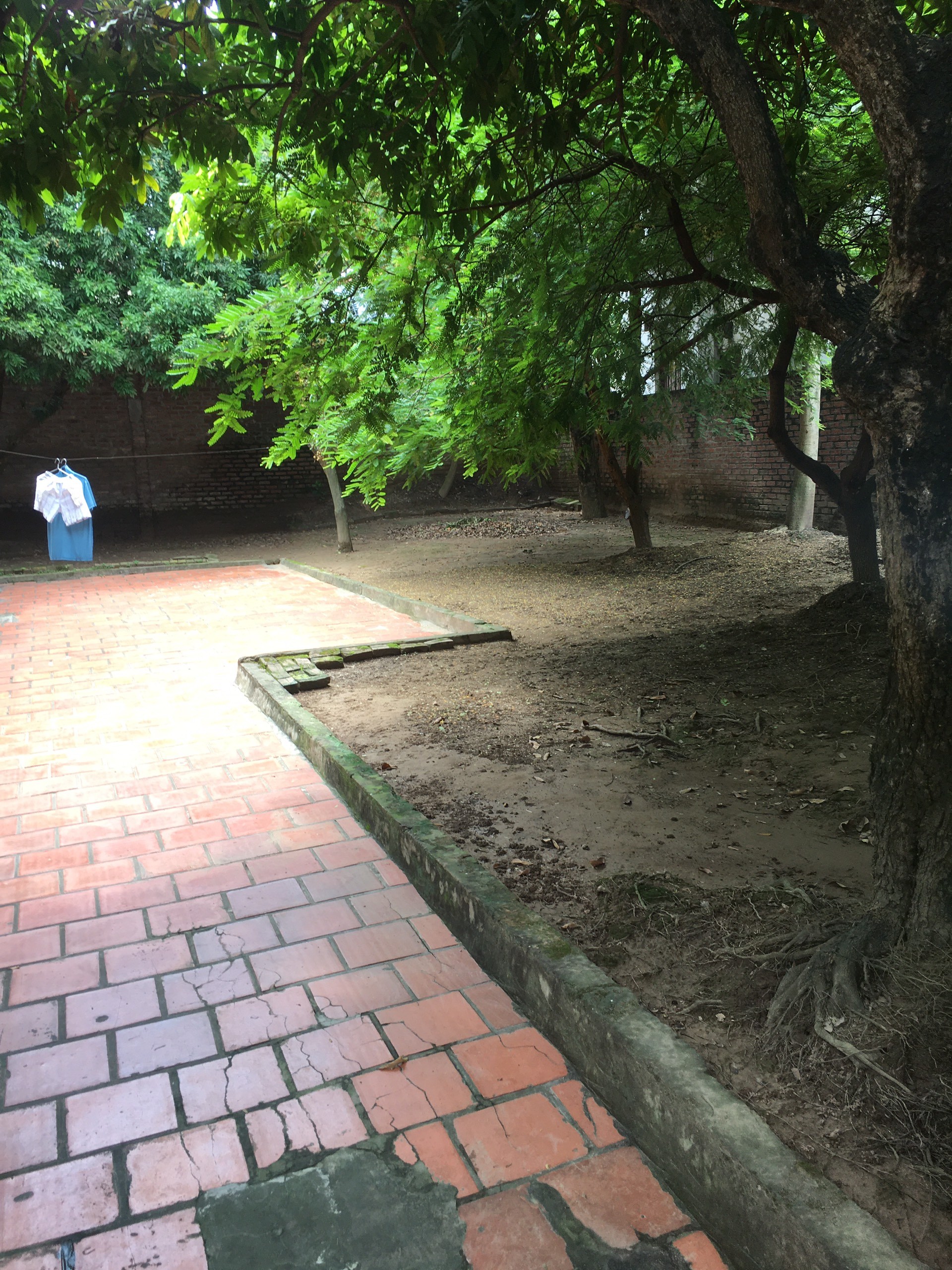 Bán nhanh mảnh đất 150m Đại Độ Võng La giá đầu tư chỉ 2x. Đón đầu cầu Thượng Cát.