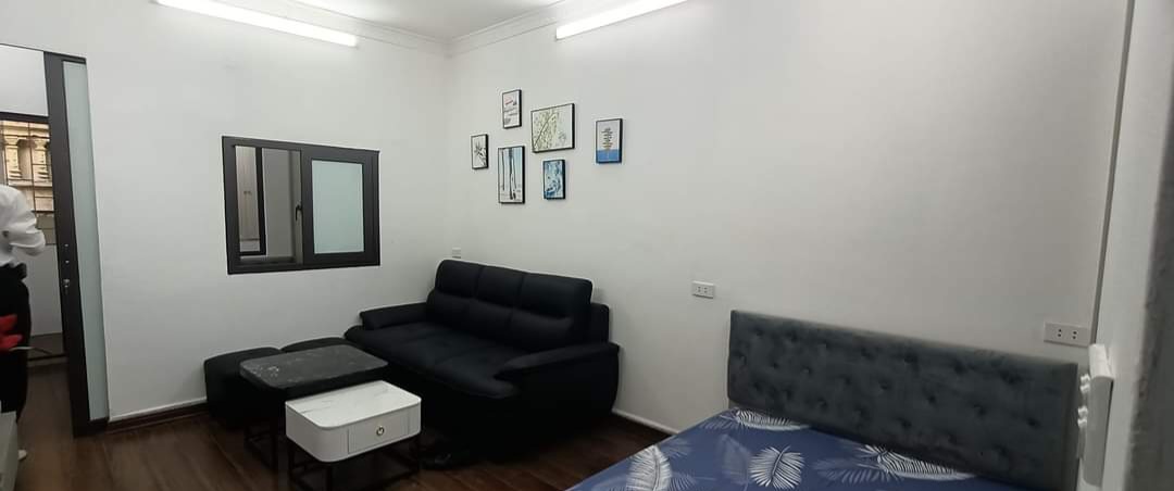 Nhỉnh 1 tỷ có Tập thể Minh Khai tặng nội thất, ô tô đỗ gần. Diện tích 37m sổ đỏ riêng.