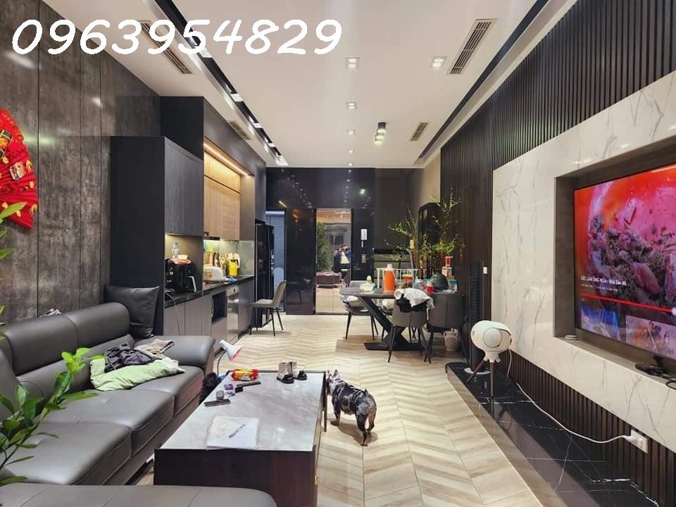 NHÀ ĐẸP LONG LANH PHỐ KIM HOA, QUẬN ĐỐNG ĐA, 6 TẦNG THANG MÁY, 2 BƯỚC RA PHỐ, CHỈ 13.5 TỶ