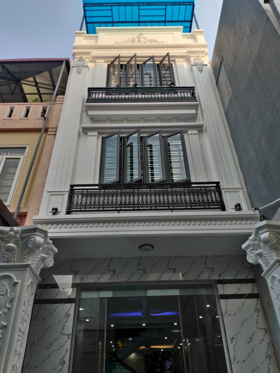 Bán nhà độc lập Diện tích 75M 4 tầng sân cổng riêng Đằng Hải Hải An