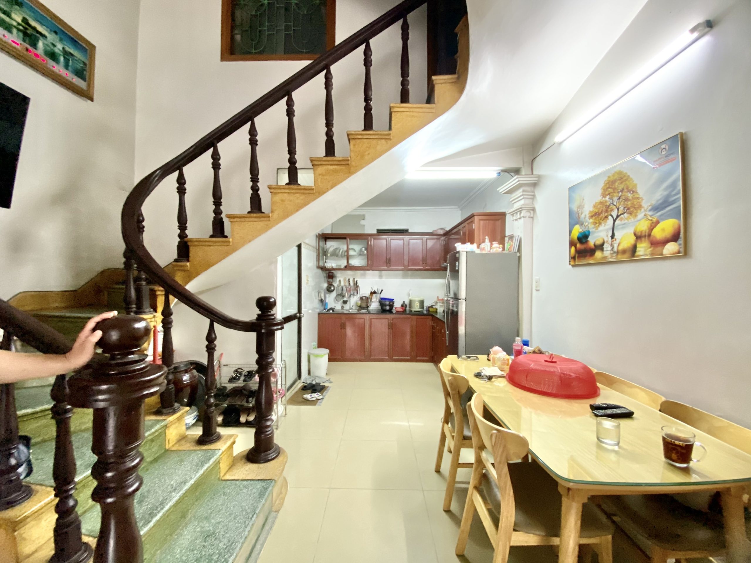 Bán nhà mặt đường Đồng Thiện 3.5 tầng diện tích 42m GIÁ 4.5 tỉ kinh doanh tốt