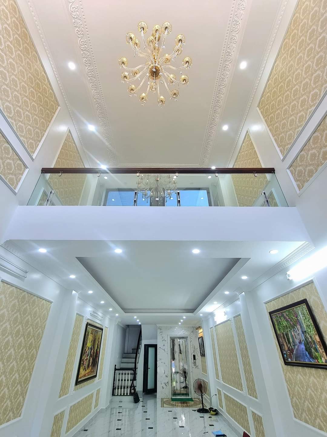 MẶT PHỐ ĐẠI LA - VÀNH ĐAI 2 - 53M2 X 7 TẦNG THANG MÁY - MT4M - VUÔNG VẮN - KINH DOANH SẦM UẤT