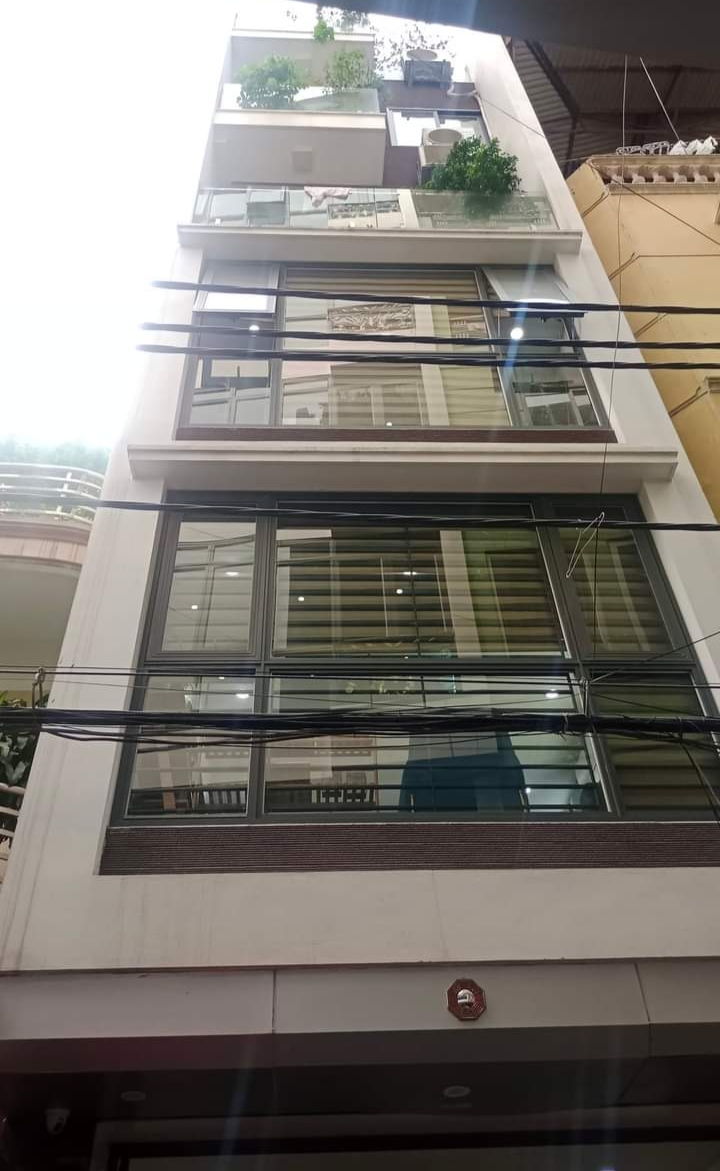 Cực Hiếm phố Hồ Tùng Mậu 67,2m2 - 9 phòng 5 tầng thang máy 7.8tỷ