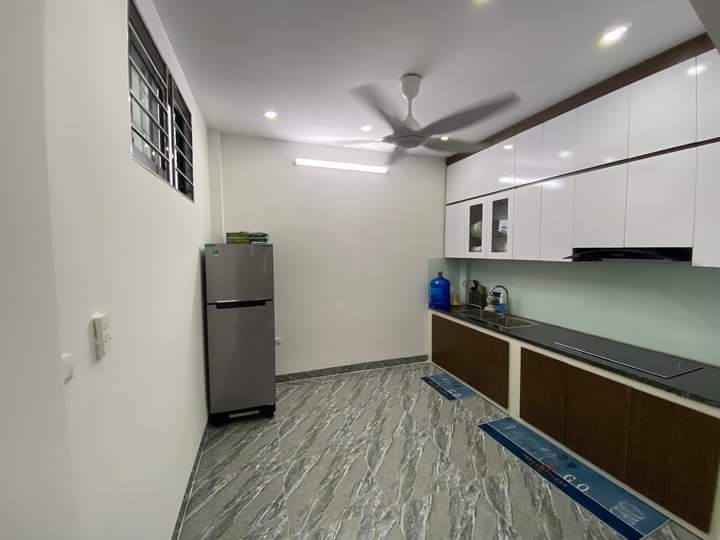 Bán Nhà Xuân Đỗ Long Biên Hà Nội 40m2, 5 tầng xây mới, giá nhỉnh 3 tỷ