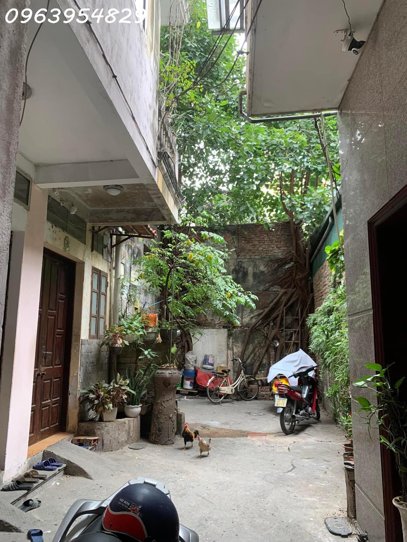 CHỦ CHUẨN BỊ ĐI MỸ, GIẢM SỐC CĂN NHÀ DÂN XÂY Ở TÔN ĐỨC THẮNG, QUẬN ĐỐNG ĐA, 20M Ô TÔ TRÁNH, CÁCH PHỐ 50M , CHỈ 4.5 TỶ