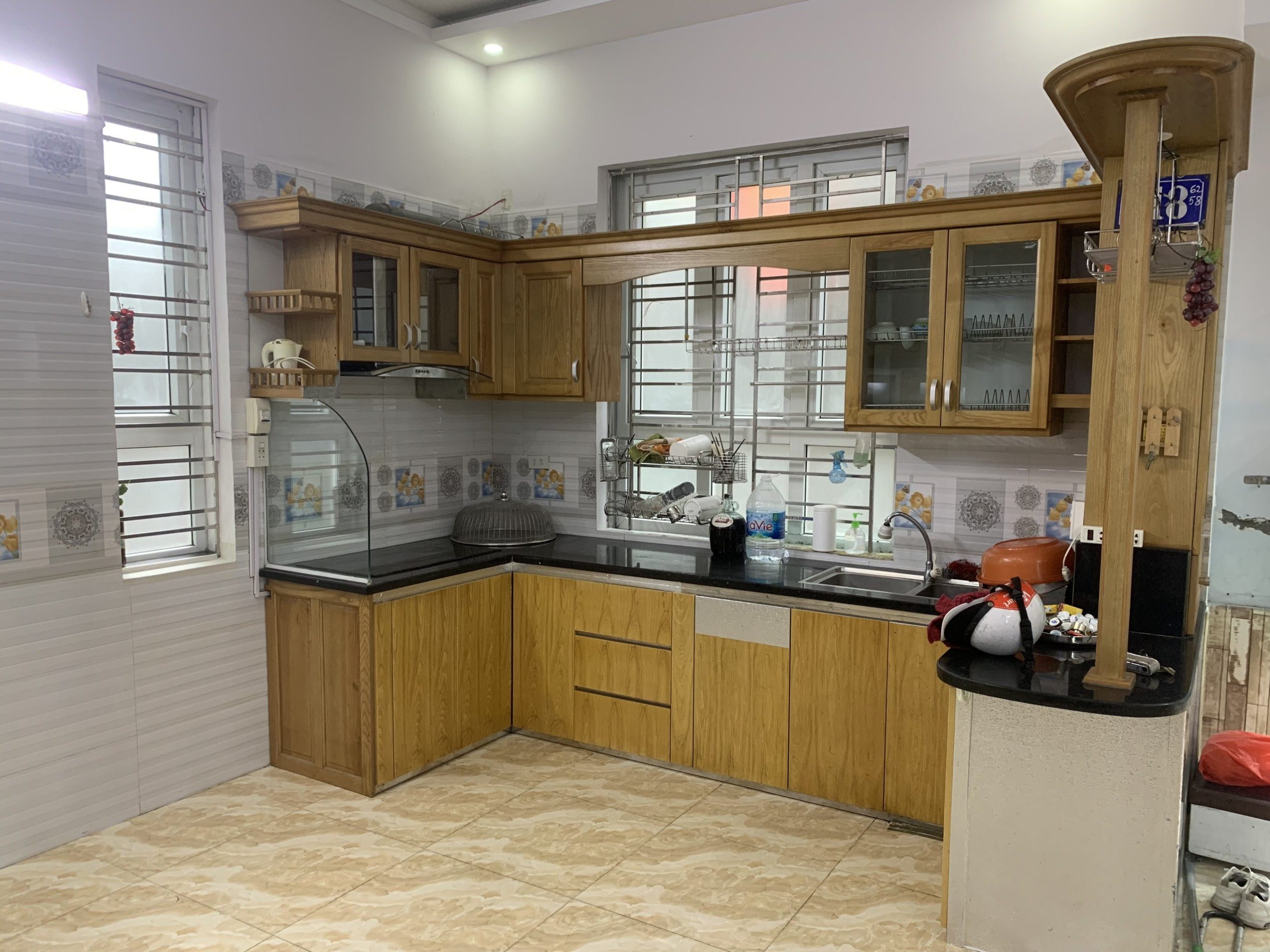 Bán nhà phố Dư Hàng, diện tích 56m 3 tầng độc lập GIÁ 2.6 tỉ