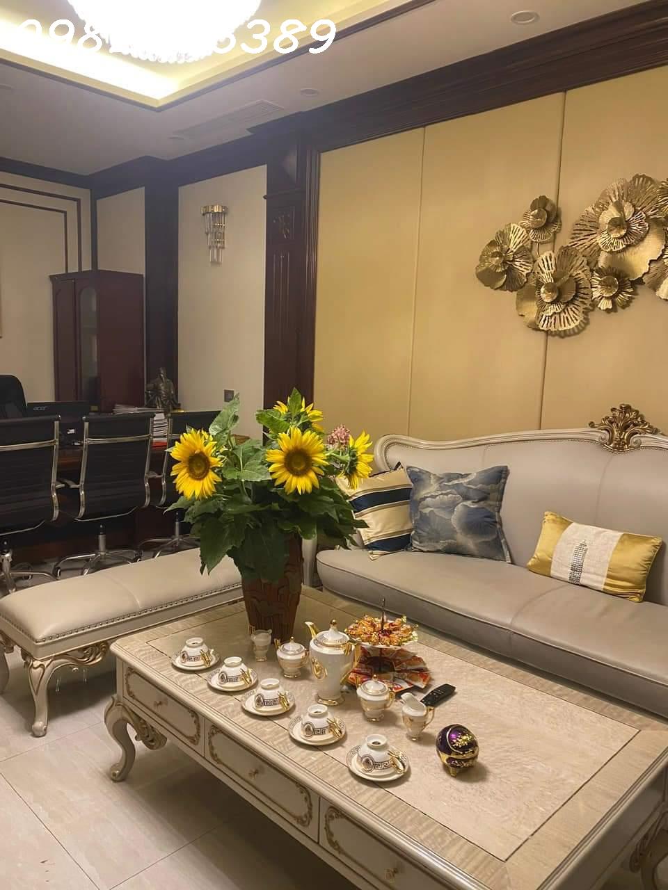 PHÂN LÔ, Ô TÔ TRÁNH,7T THANG MÁY PHỐ NGUYỄN VĂN HUYÊN 95M, 25.8 TỶ.