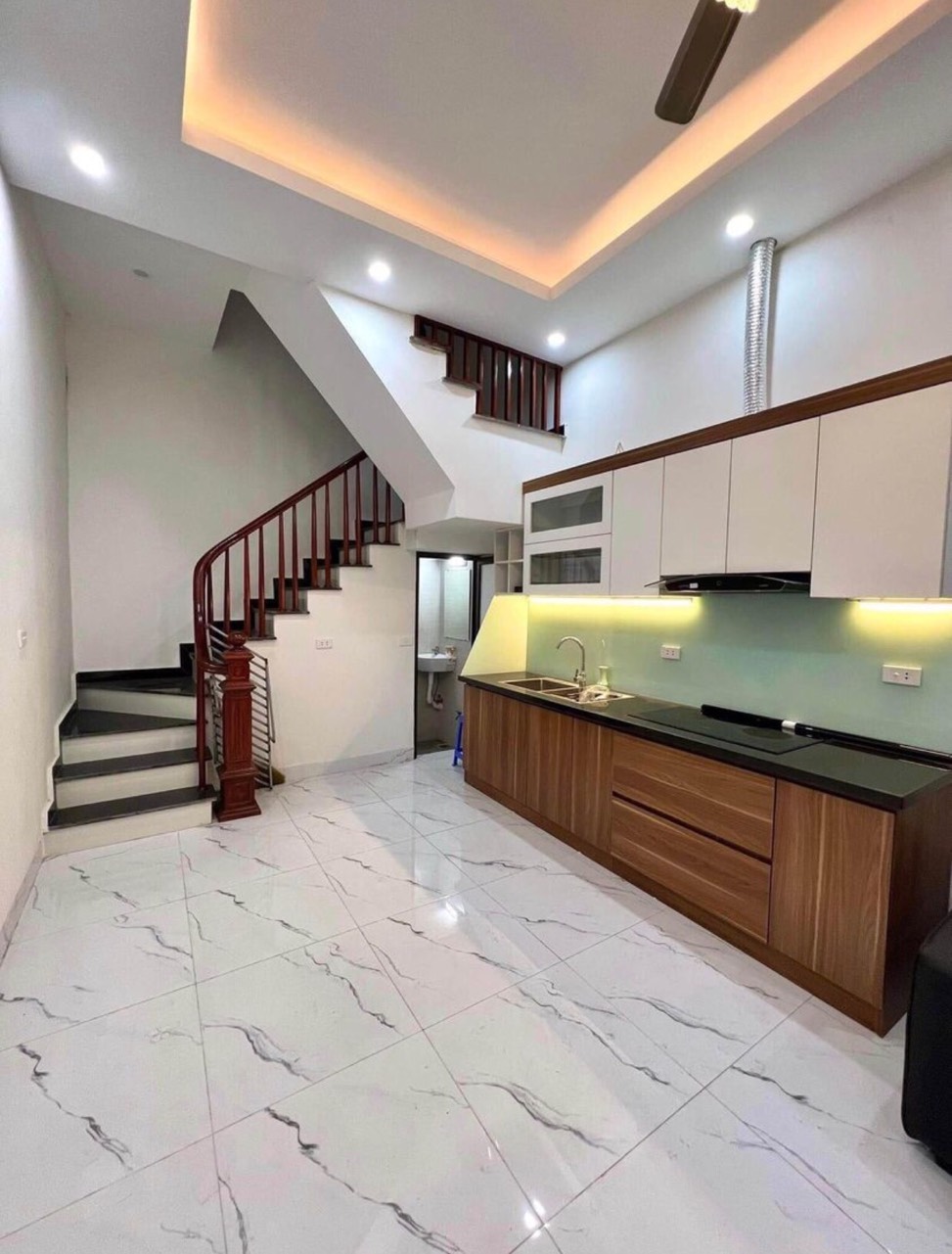 Bán Nhà Phố Nguyễn Trãi, Q. Thanh Xuân 33m2 x 4 Tầng - Chỉ 4.6 Tỷ.