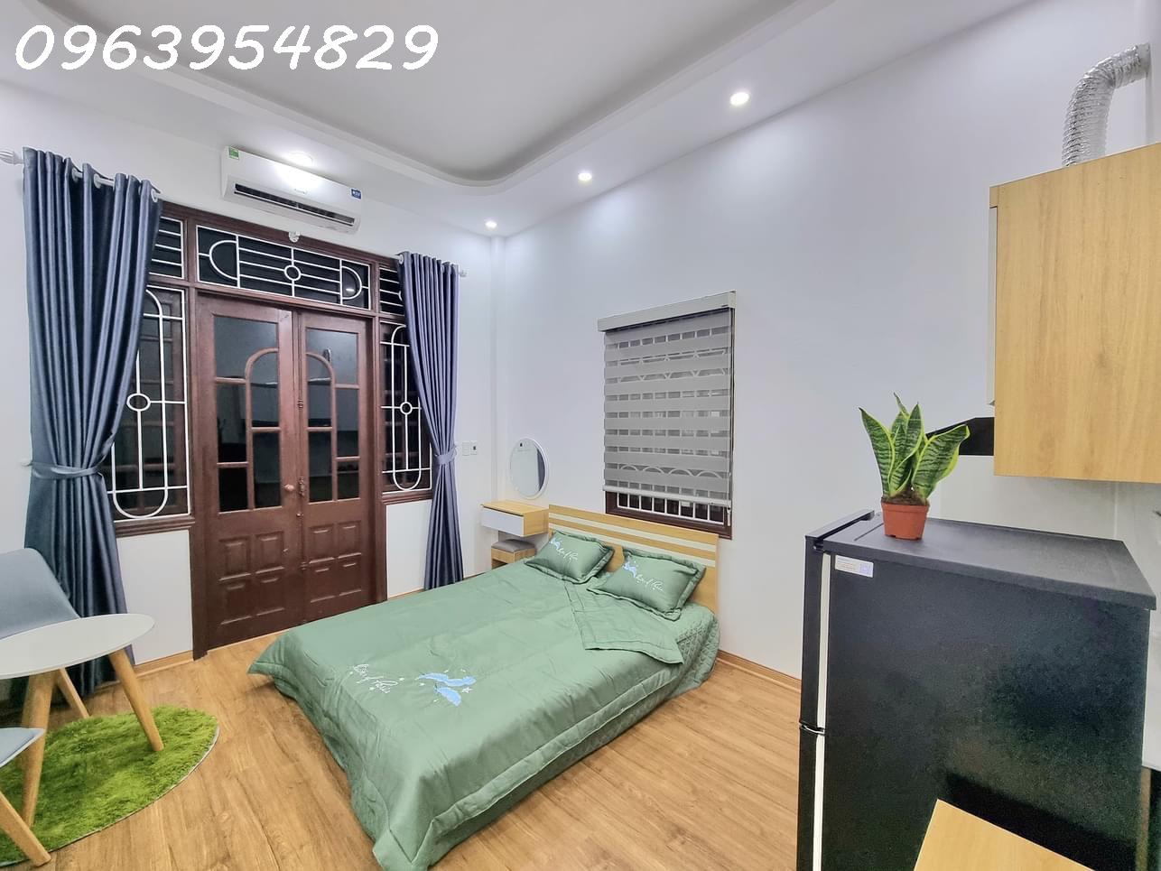 BÁN TOÀ CCMN PHỐ BÙI XƯƠNG TRẠCH, QUẬN THANH XUÂN, LÔ GÓC, NGÕ THÔNG, MẶT NGÁCH BA GÁC PHI, 9 PHÒNG KHÉP KÍN FULL ĐỒ,