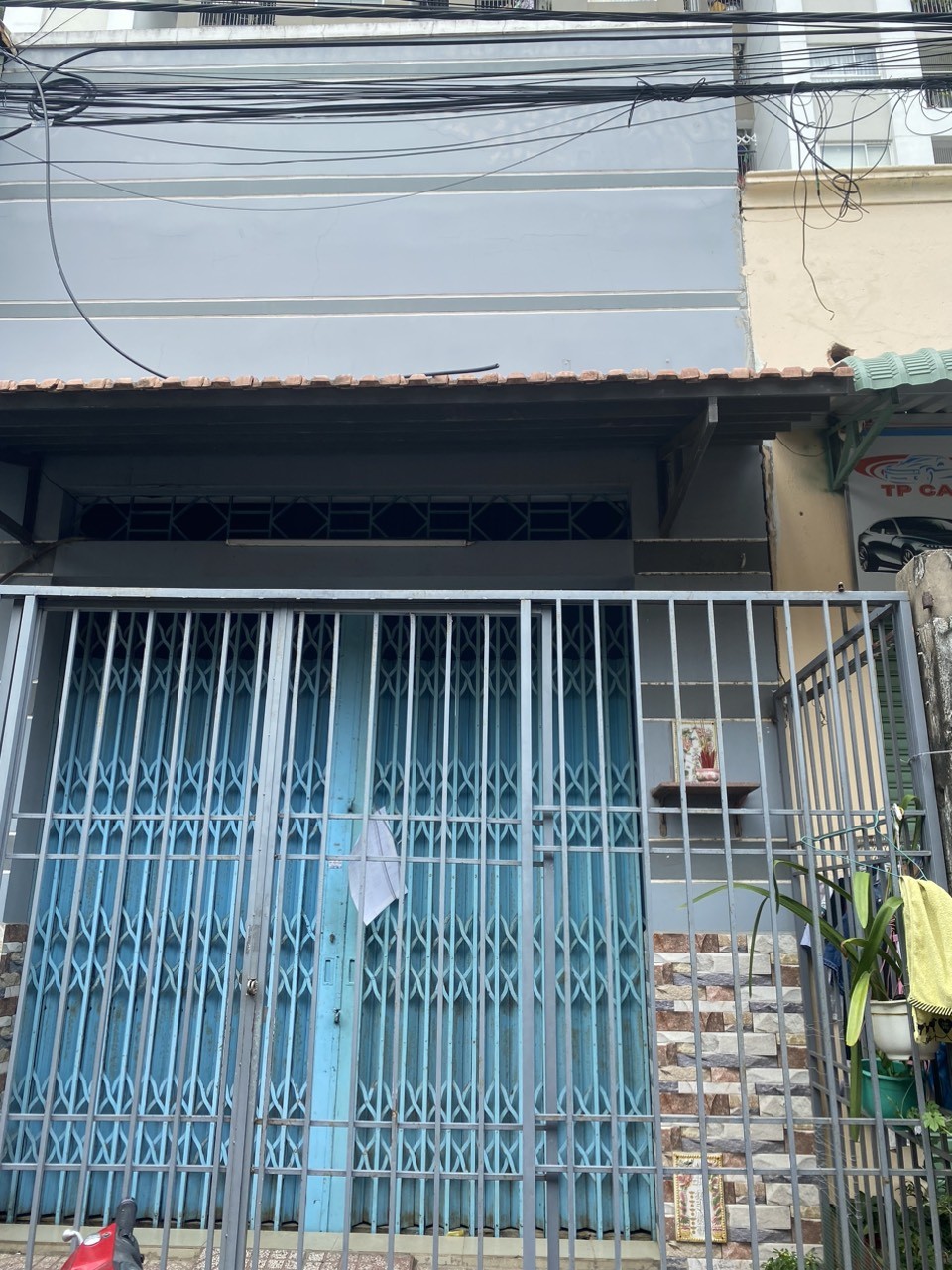 Cho thuê nhà Hòa Bình quận Tân Phú 4 x 13m -2T hẻm 6m chỉ 10 triệu còn TL