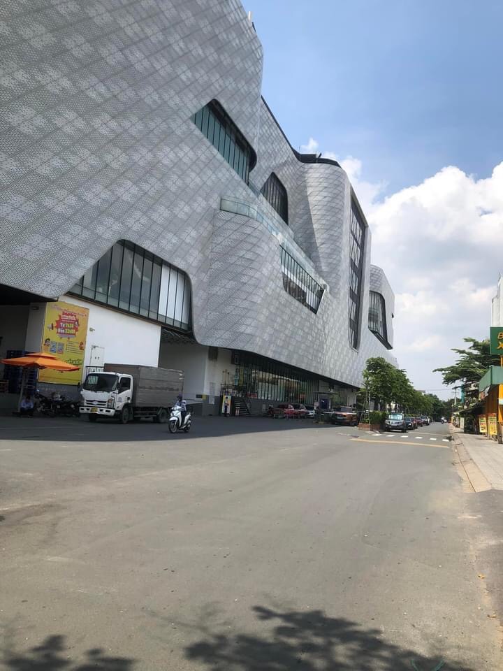 NHÀ MẶT TIỀN NGANG 8M2 KINH DOANH VIP PHẠM VĂN ĐỒNG,HIỆP BÌNH CHÁNH TP.THỦ ĐỨC,DT 150M2 CHỈ 25 TỶ.