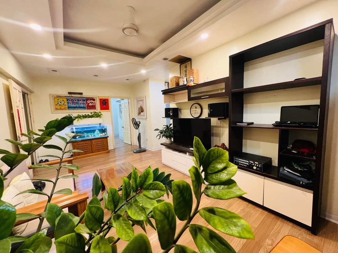 Cần bán gấp căn hộ 105m2 3PN tại KĐT Resco Cổ Nhuế - căn góc đẹp - full nội thất