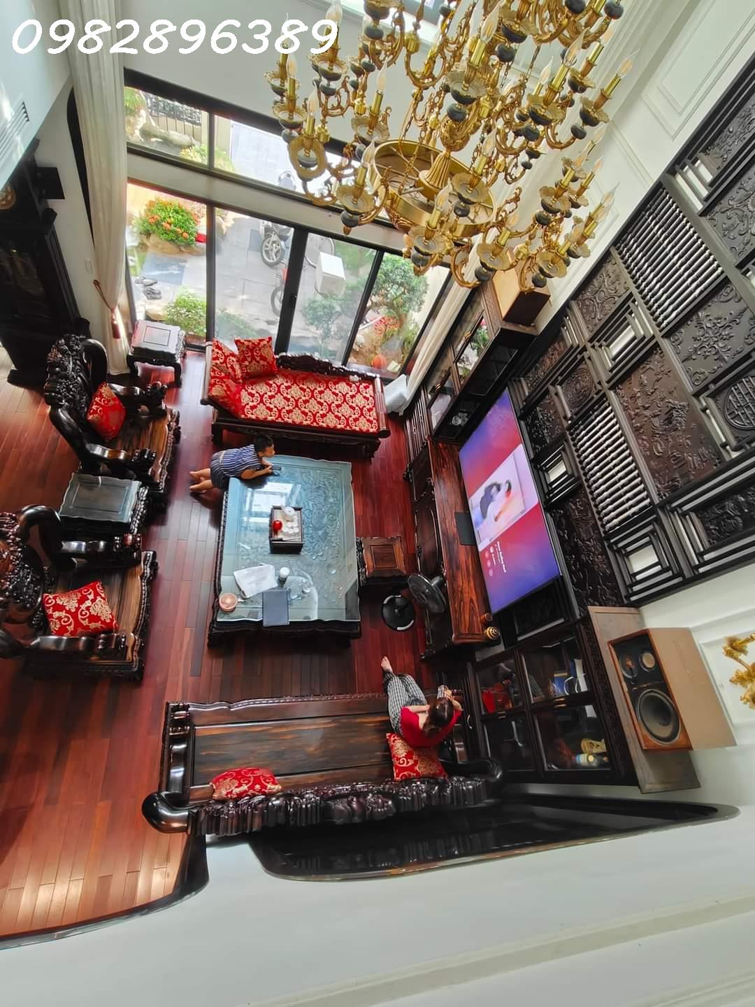 SIÊU PHẨM NGUYỄN CHÍ THANH PHÂN LÔ, Ô TÔ TRÁNH, 7T THANG MÁY, VỈA HÈ KINH DOANH 88M, 29 TỶ.