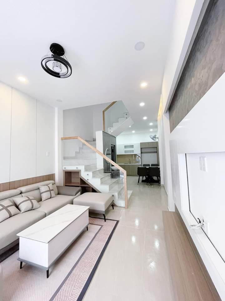 LÊN SÓNG SIÊU PHẨM NHÀ ĐẸP GIÁ TỐT NGAY TRƯỜNG PHAN TÂY HỒ PHƯỜNG 16 GÒ VẤP