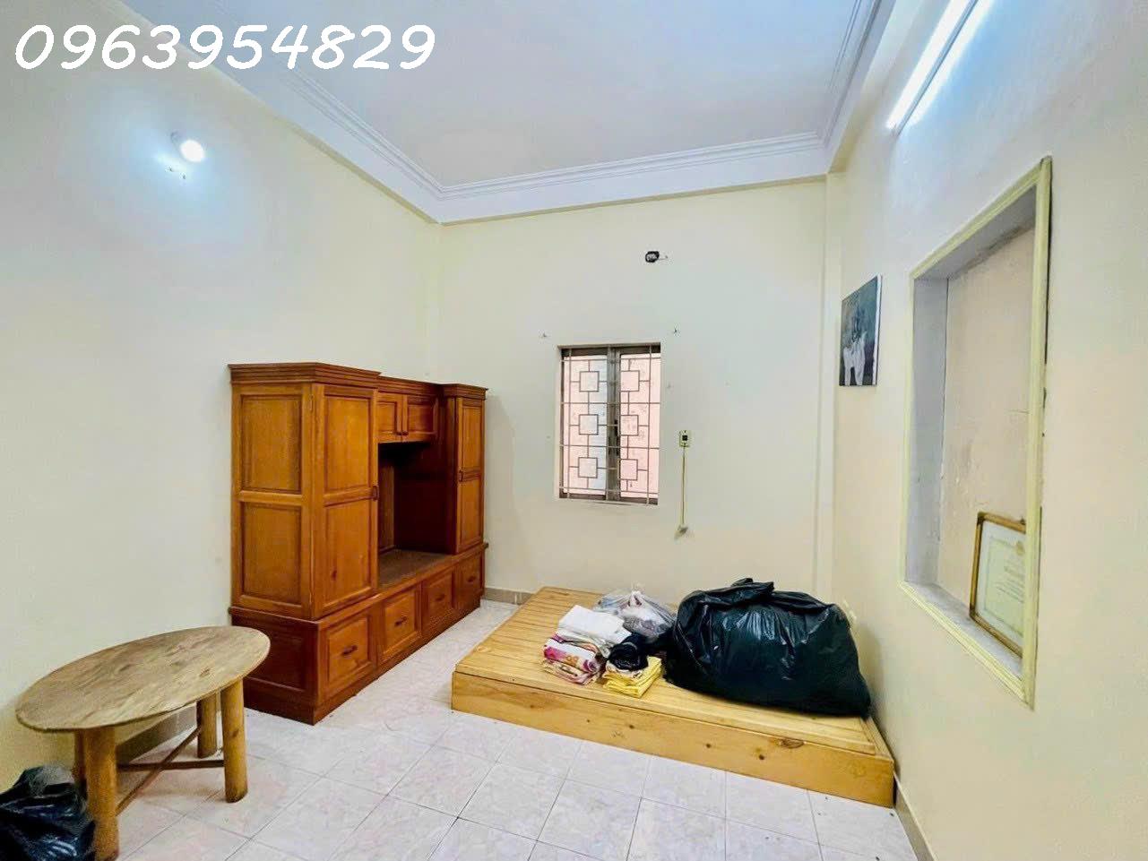 BÁN NHÀ MẶT NGÕ TRƯỜNG CHINH, QUẬN ĐỐNG ĐA, GẦN PHỐ,KHU PHÂN LÔ, NGÕ RỘNG 5M, THOÁNG TRƯỚC SAU, CHỈ 4.9 TỶ