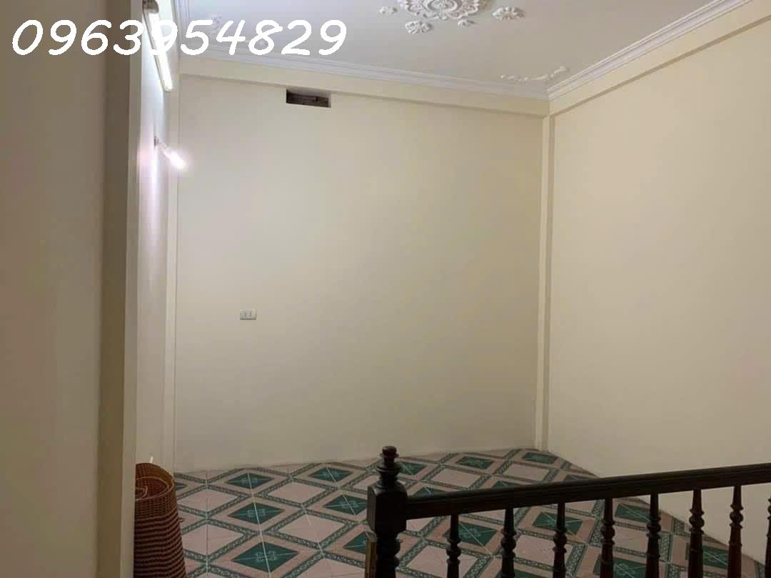 BÁN NHÀ TRƯỜNG CHINH, QUẬN ĐỐNG ĐA, NGÕ THÔNG TỨ TUNG, NHÀ DÂN XÂY CHẮC CHẮN, THÊM THÙNG SƠN LÀ LONG LANH, CHỈ 3.85 TỶ