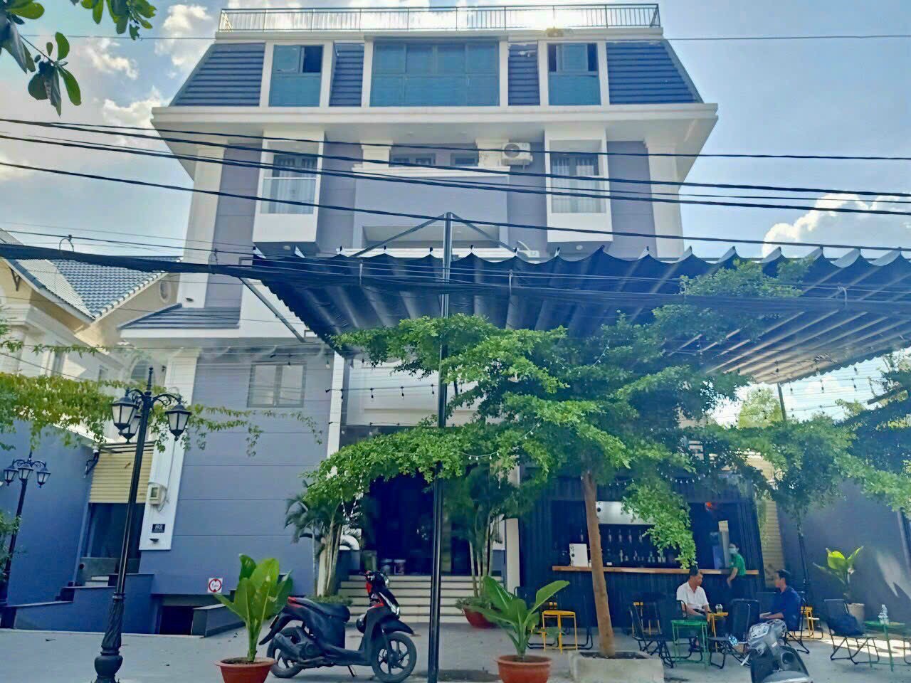 bán tòa nhà CHDV. Mặt tiền đường 17. Hiệp Bình Chánh, dt 310m² Giá 38 Tỷ