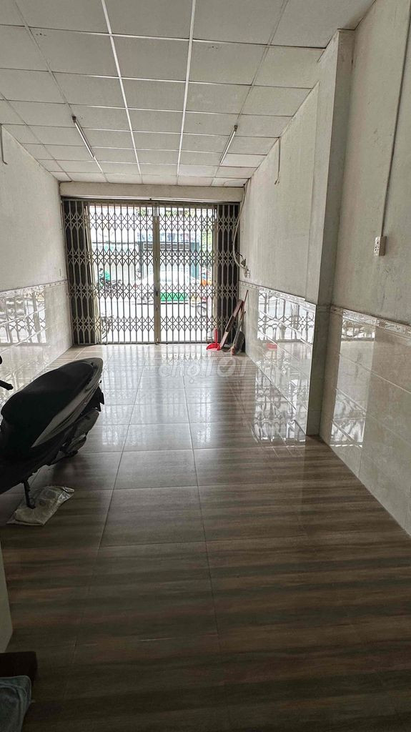 (cực rẻ) cho thuê MBKD MT Nguyễn Kiệm Phú Nhuận 30,6m2 giá 12 triệu/tháng