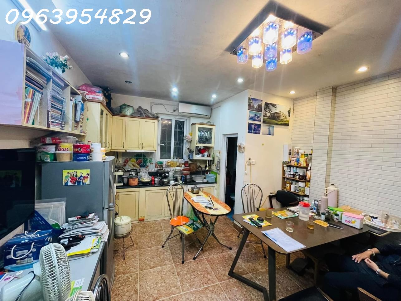 BÁN NHÀ PHÁO ĐÀI LÁNG, QUẬN ĐỐNG ĐA, NGÕ RỘNG, THÔNG TỨ PHÍA, CÁCH Ô TÔ 30M, CHỈ 3.9 TỶ