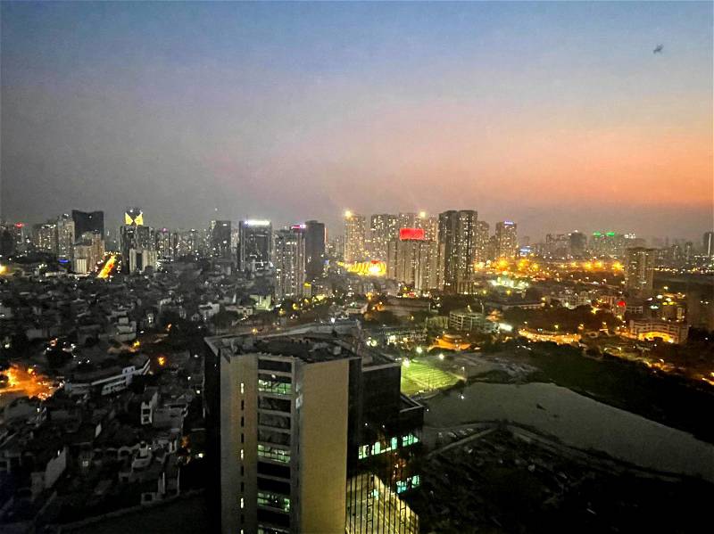 - Cần bán Căn hộ Tòa V2 Chung Cư HOMECITY 177 Trung kính Trung DT 86m , T 24 , gia 4.9 tỷ . LH 0989129838